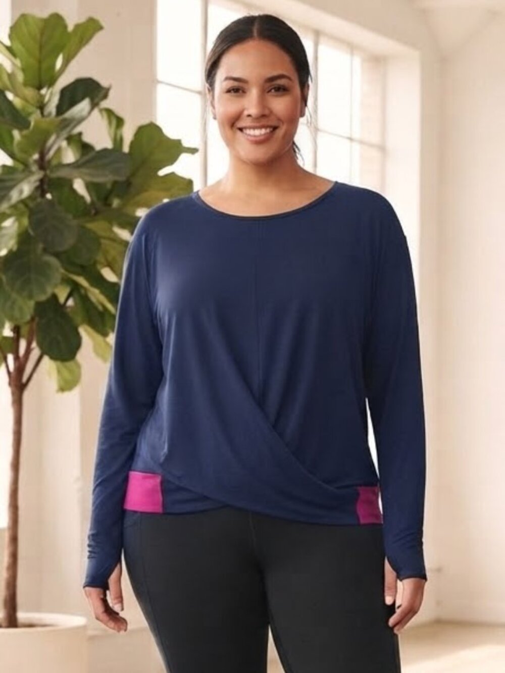Fabletics Pia Front Twist Top Thumbhole Cropped Size 3X NWT Plus Size Activewear